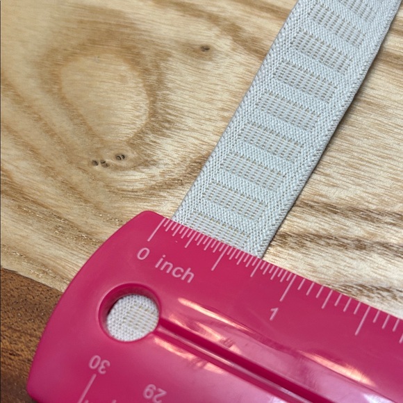 White Elastic Band 69 1/2 inches - Picture 2 of 3